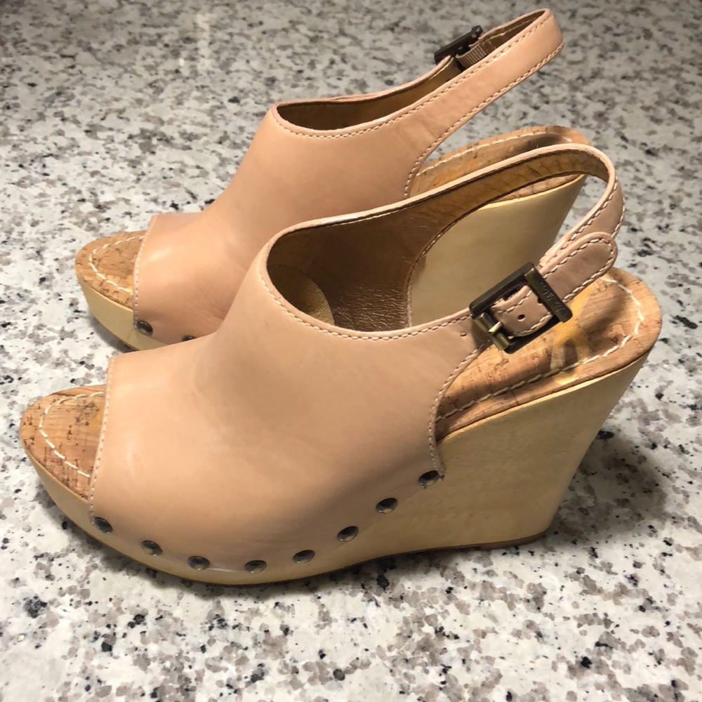NWOT SAM EDELMAN NUDE WEDGES SZ 9
